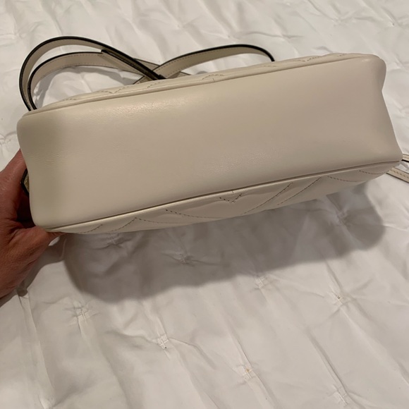 Gucci Marmont Matalesse in cream - Picture 5 of 7